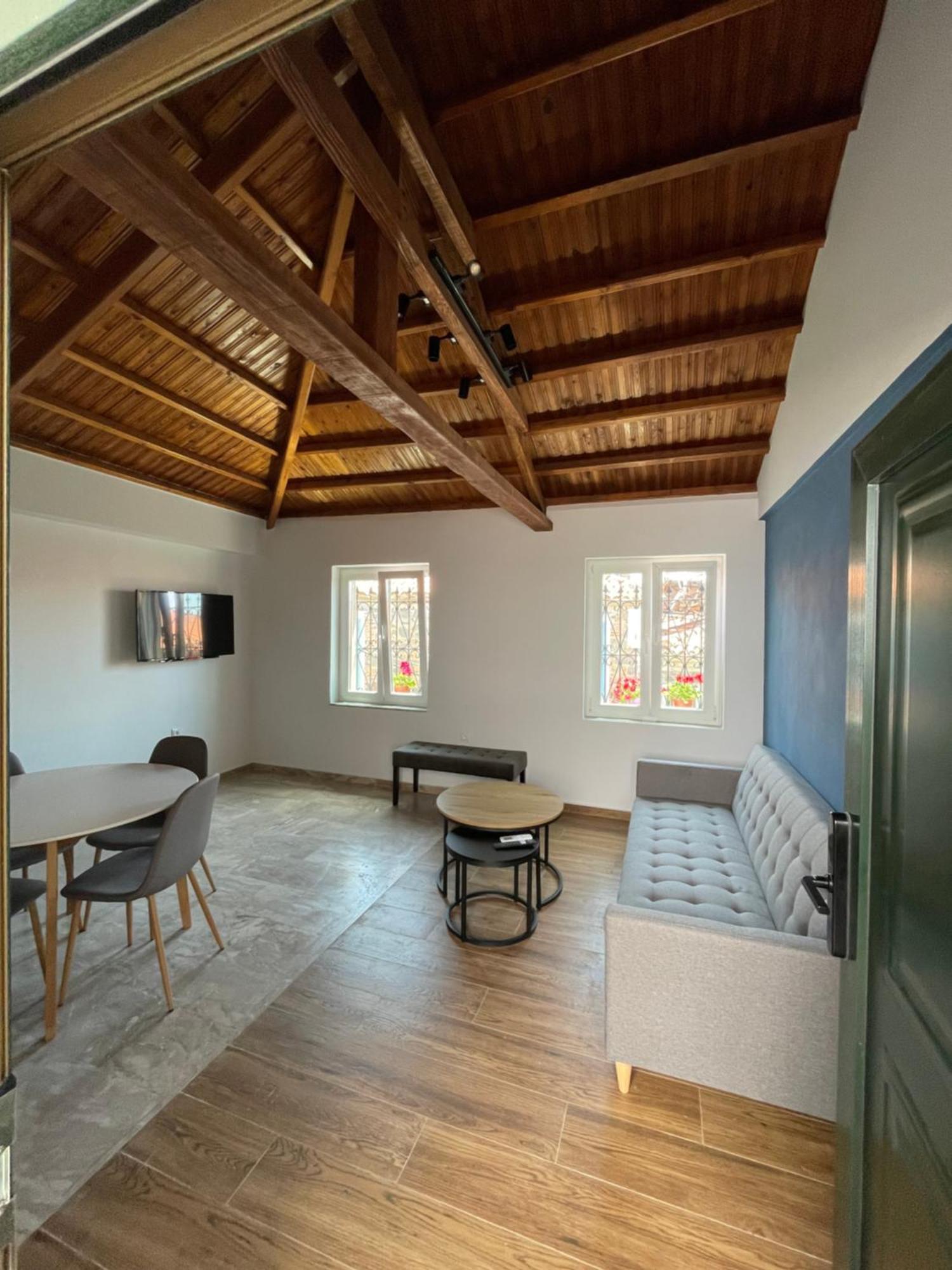 Q Apartments Molyvos มิธิมนา ภายนอก รูปภาพ