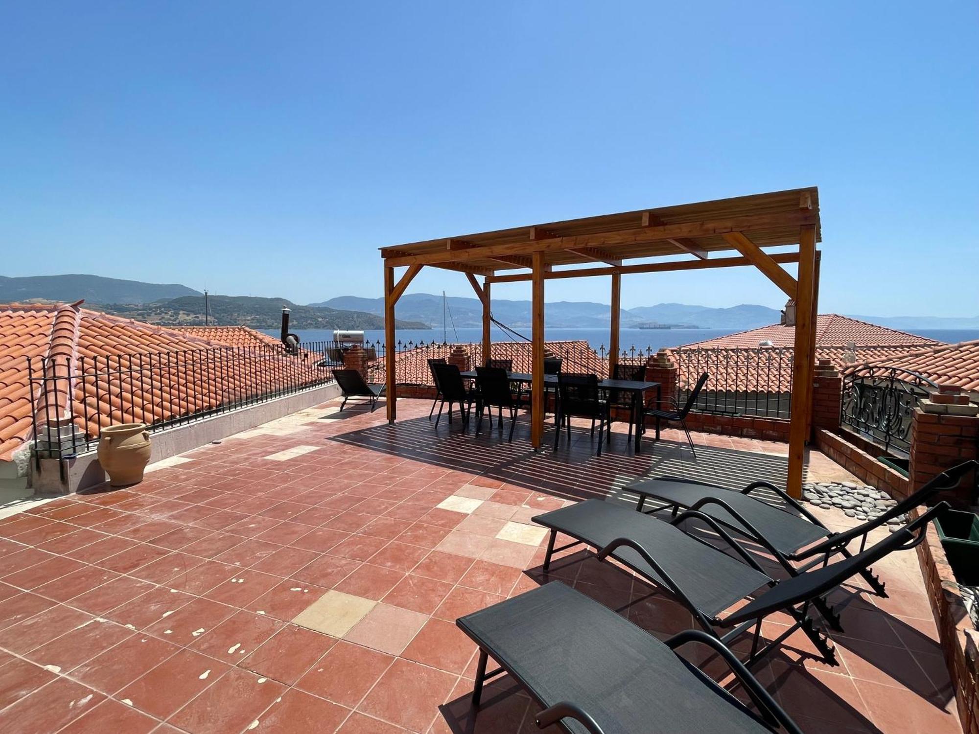 Q Apartments Molyvos มิธิมนา ภายนอก รูปภาพ